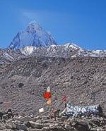 sadhu's shelter at Gaumukh Photo of a sadhu's shelter at Gaumukh, with Shivling in the background